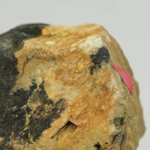 Apuanite