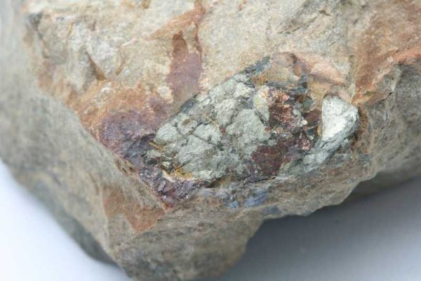 Pyrophanite