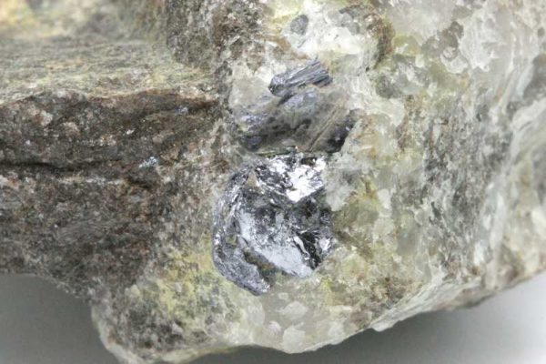 Ferrimolybdite