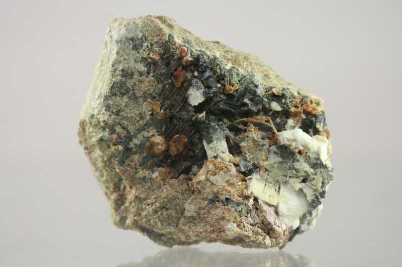 Vesuvianite, hessonite