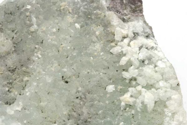 Clinozoisite, prehnite, analcime, apophyllite