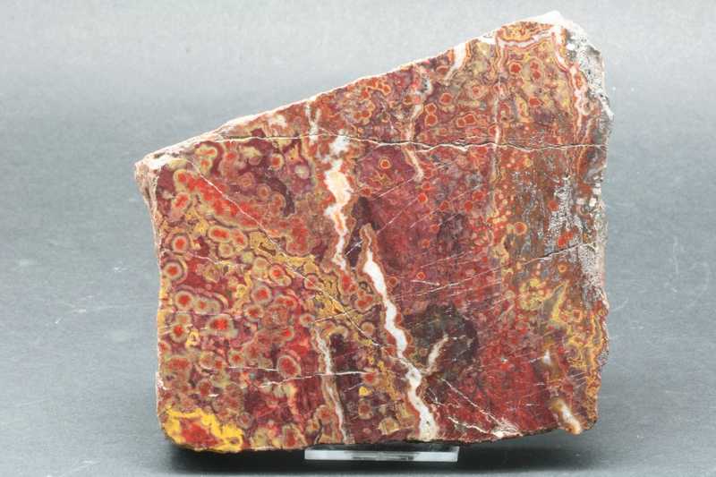 Pisolitic ferruginous quartz