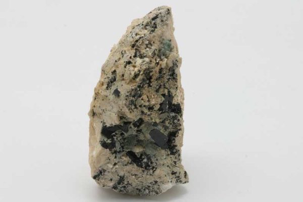 Tourmaline, apatite, albite.
