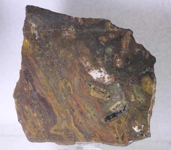 Ferruginous quartz