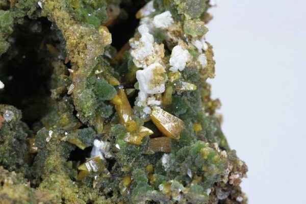Wulfenite, mimetite, calcite