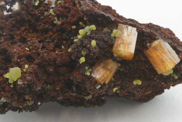 Wulfenite, mimetite - Image 2
