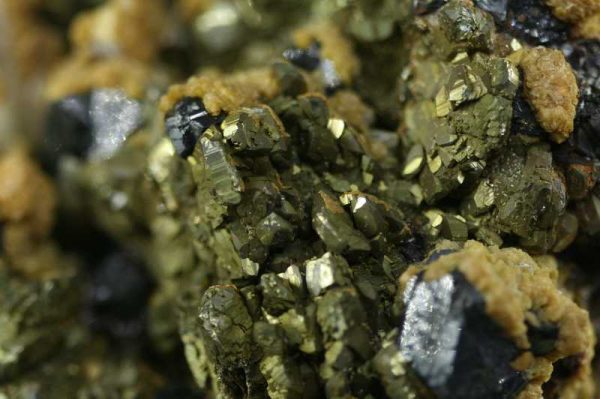 Sphalerite, pyrite, dolomite - Image 2