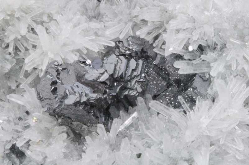 Quartz, galena - Image 2