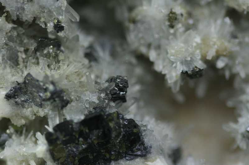 Bournonite, sphalerite, quartz - Image 2