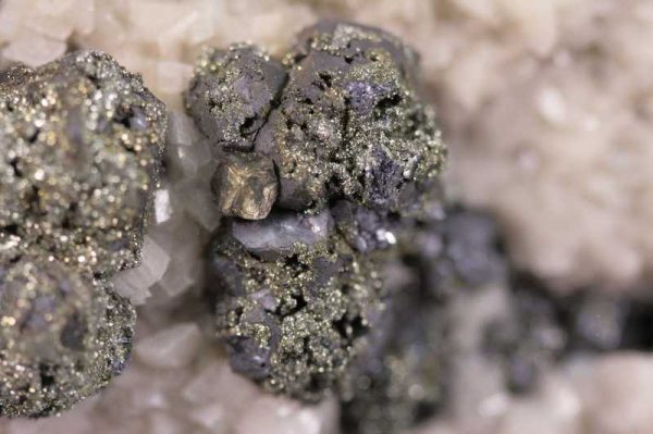 Galenite, pyrite, dolomite - Image 2