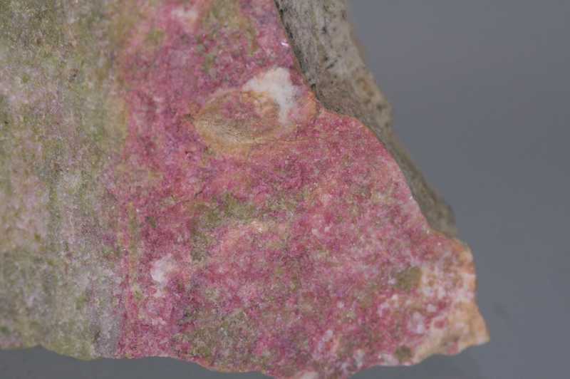 Thulite - Image 2