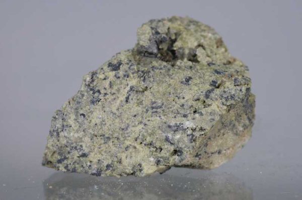 Spinel (var. pleonaste) - Image 2