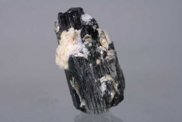 Tourmaline (var. Verdelite) - Image 2