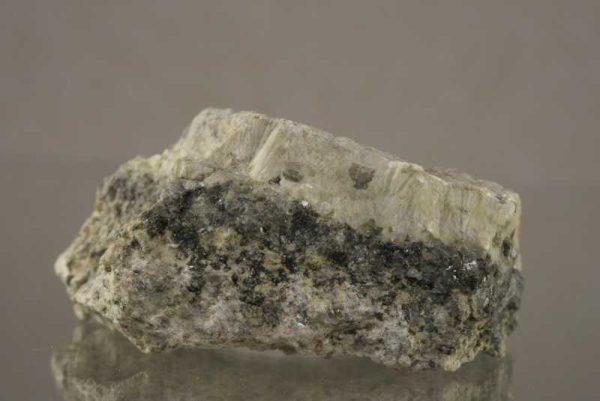 Topaz var. Pyknite - Image 2