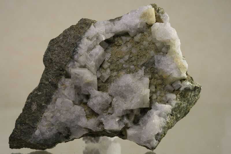 Chabazite - Image 2