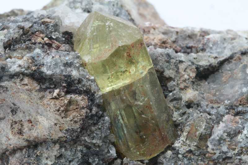 Apatite - Image 3