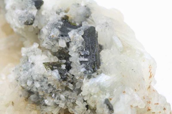 Stellerite, epidote - Image 3