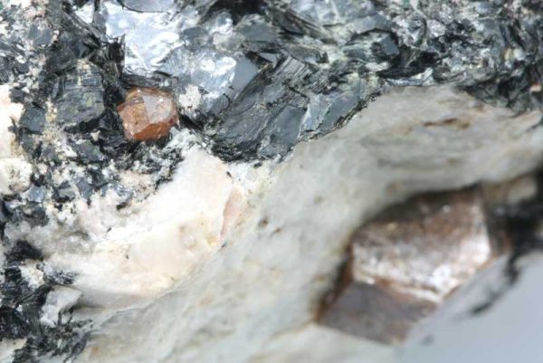 Zircon - Image 3