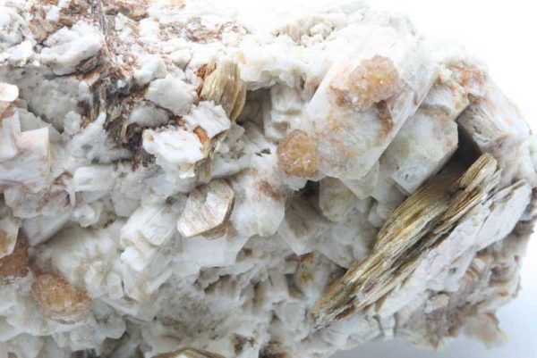 Hydroxylherderite, albite - Image 2