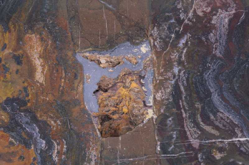 Iron quartz with stromatolites - Image 3