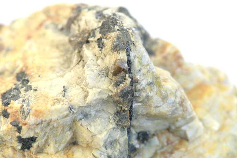 Monazite-(Ce), ilmenite - Image 3