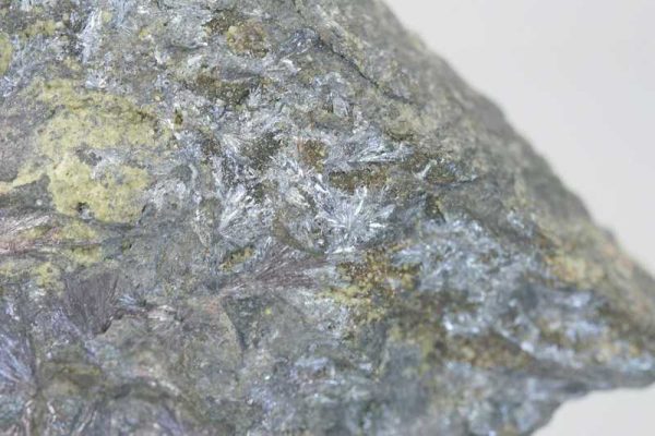 Cinnabar, stibnite - Image 3