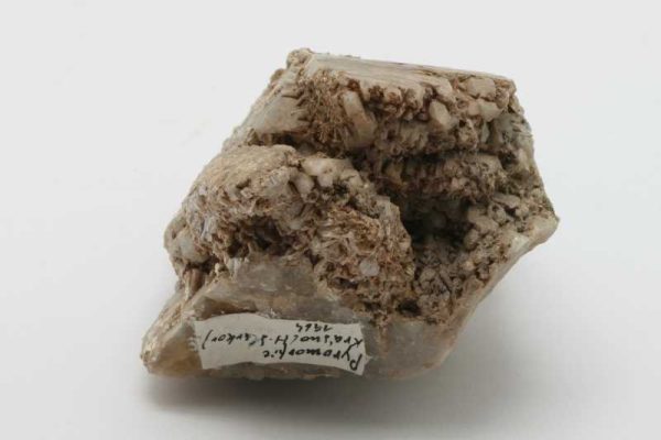 Quartz, apatite - Image 4
