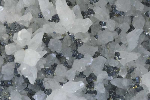 Bournonite, quartz, chalcopyrite - Image 4