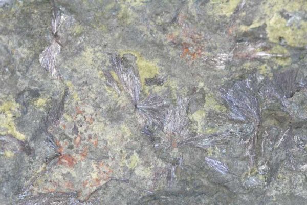 Cinnabar, stibnite - Image 4
