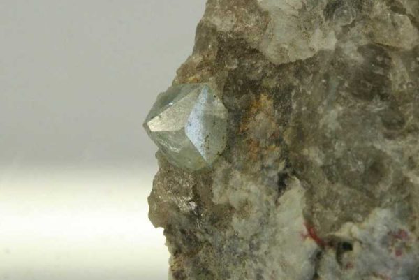 Rhodizite, liddicoatite - Image 4