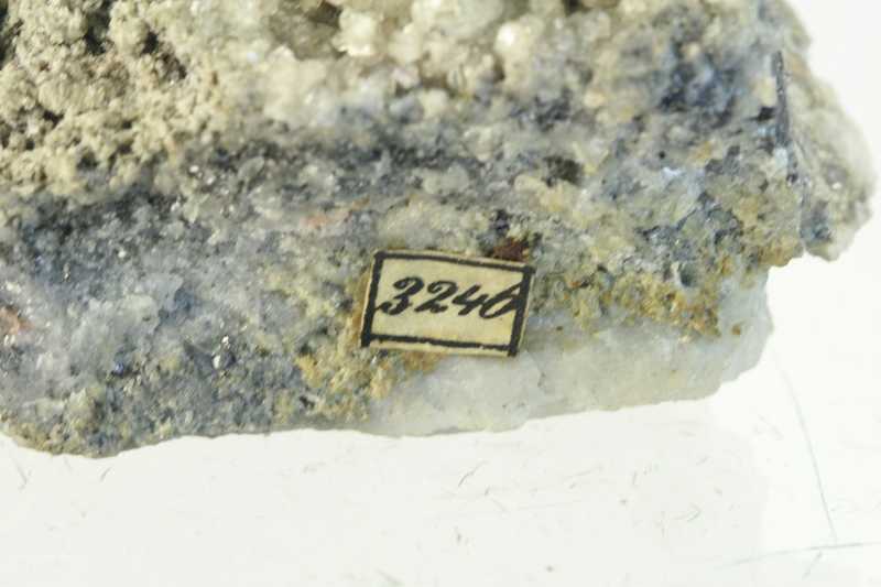 Harmotome, galena - Image 4