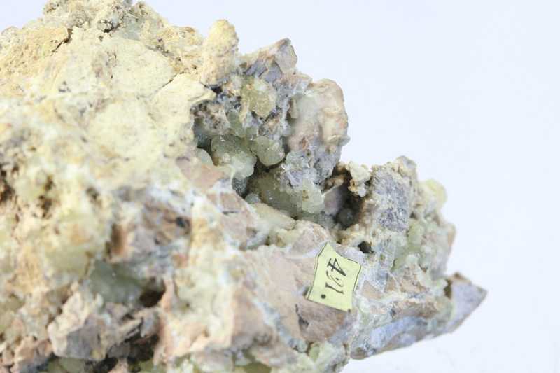 Apatite var. staffelite - Image 4