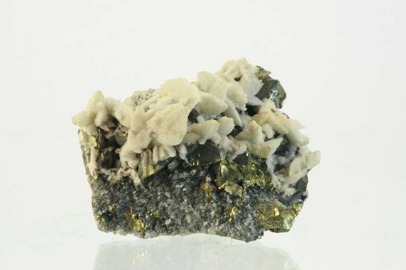 Chalcopyrite, dolomite - Image 5