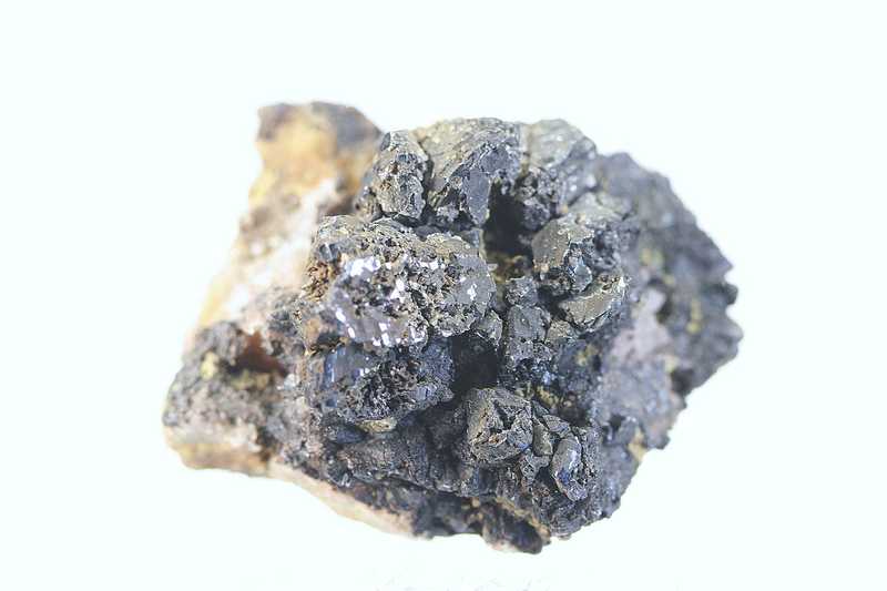 Cassiterite, wulfenite - Image 5