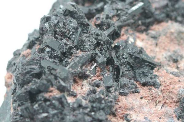 Manganvesuvianite - Image 5