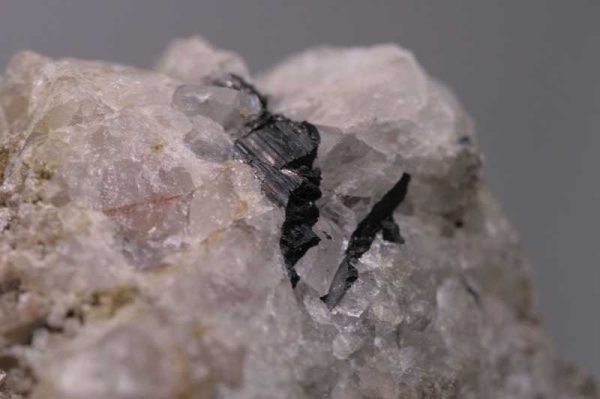 Apatite, wolframite - Image 5