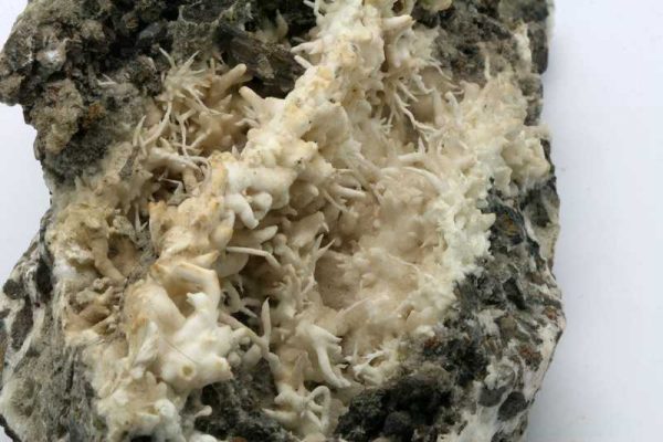 Aragonite - Image 5