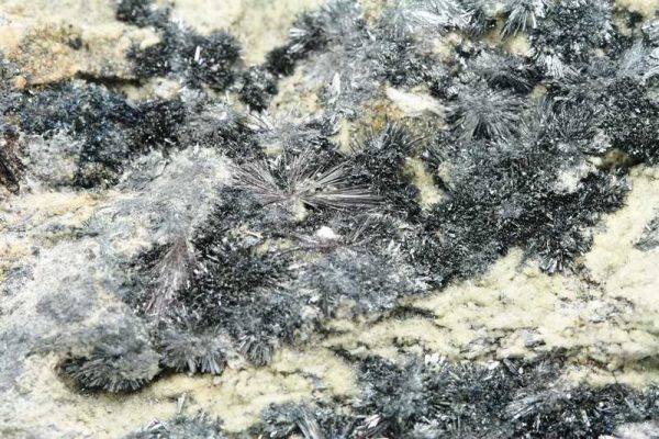 Stibnite, kermesite - Image 5