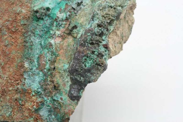 Olivenite, cuprite, malachite - Image 5
