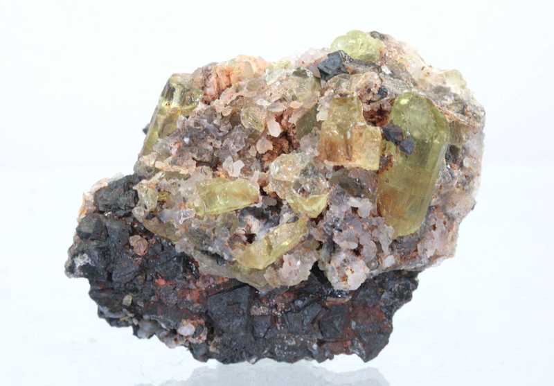 Apatite, martite - Image 5