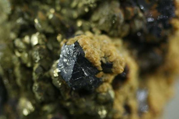 Sphalerite, pyrite, dolomite - Image 6