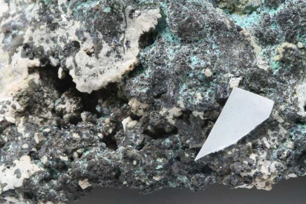 Skutterudite, niccolite, argentite - Image 6