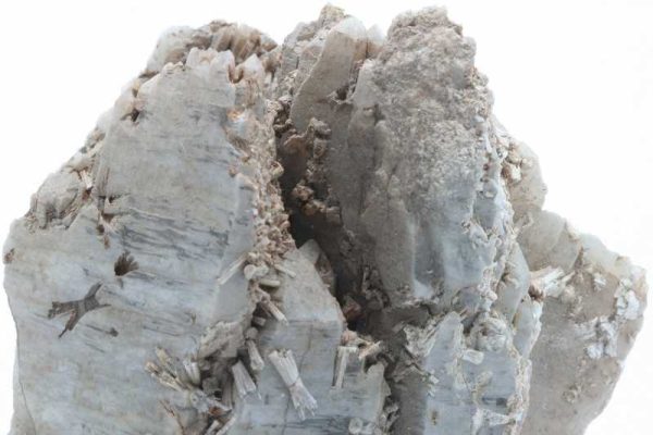 Quartz, apatite - Image 6