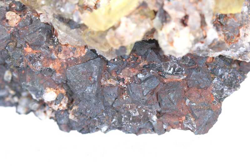 Apatite, martite - Image 6