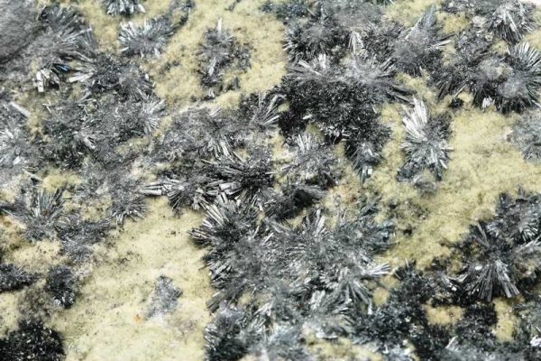 Stibnite, kermesite - Image 6