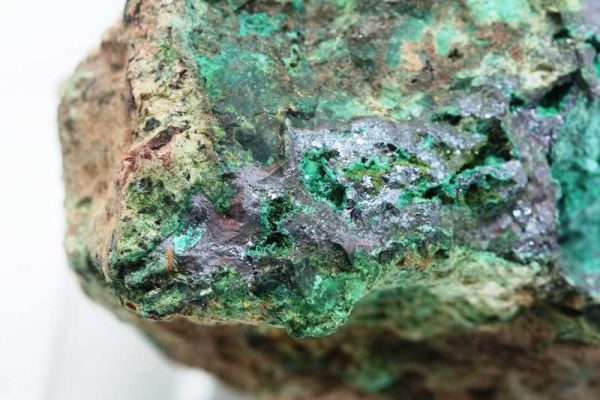 Olivenite, cuprite - Image 6
