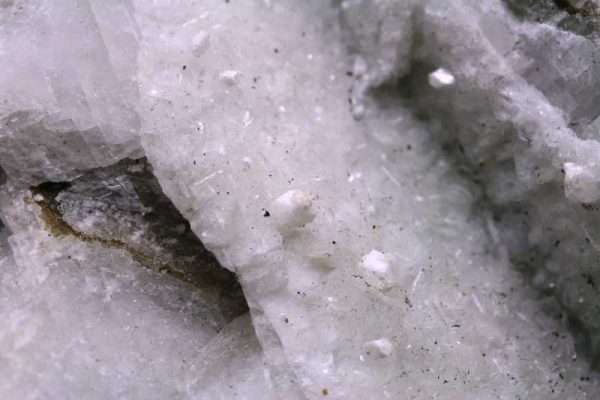Analcime, datolite - Image 7