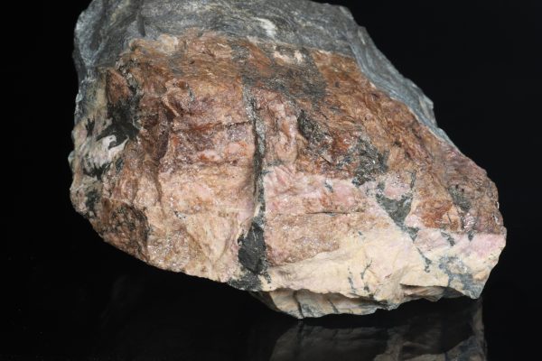 Rhodonite - Image 4