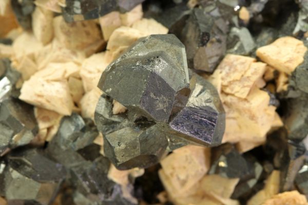 Tetrahedrite, rhodochrosite - Image 5