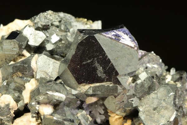 Tetrahedrite, rhodochrosite - Image 6